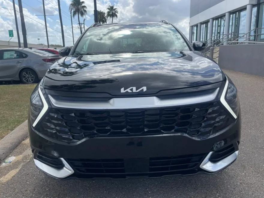 2024 Kia Sportage SX photo 1