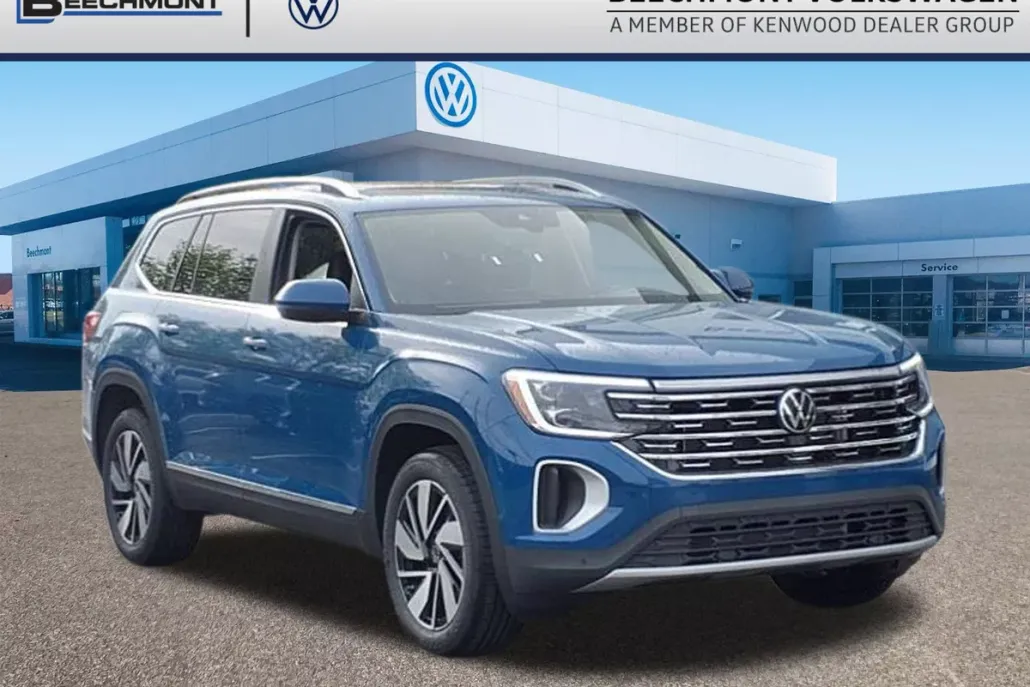 2025 Volkswagen Atlas SEL photo 1
