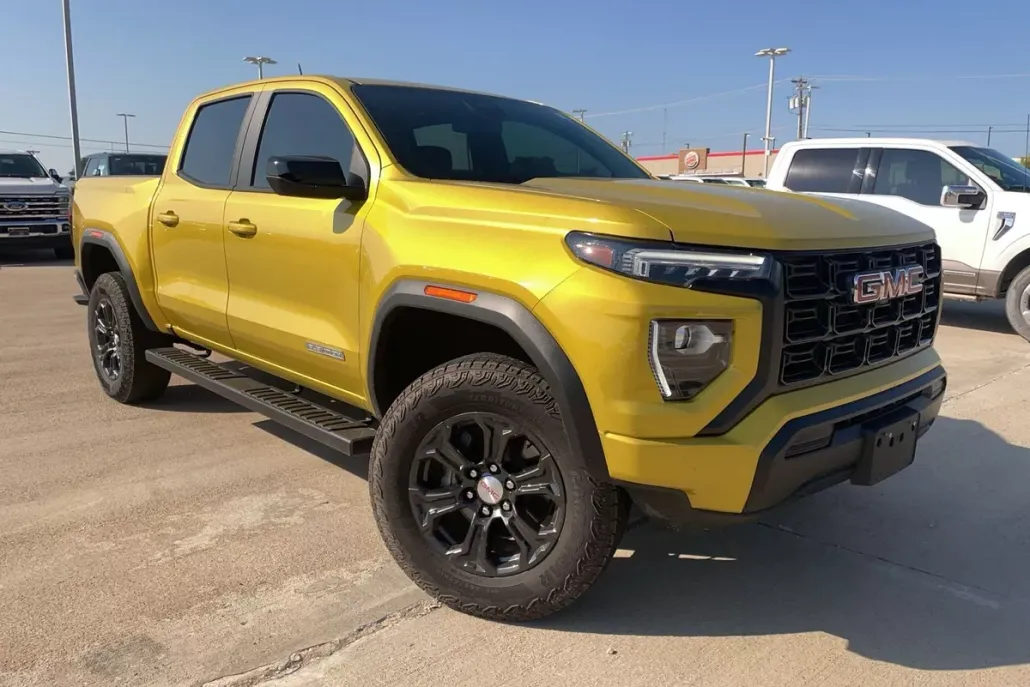 2024 Gmc Canyon Elevation photo 1