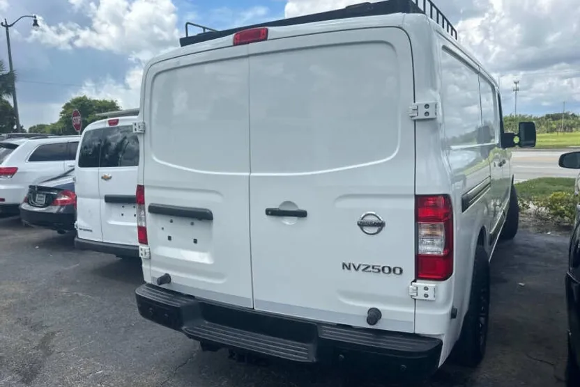 2018 Nissan NV photo 1