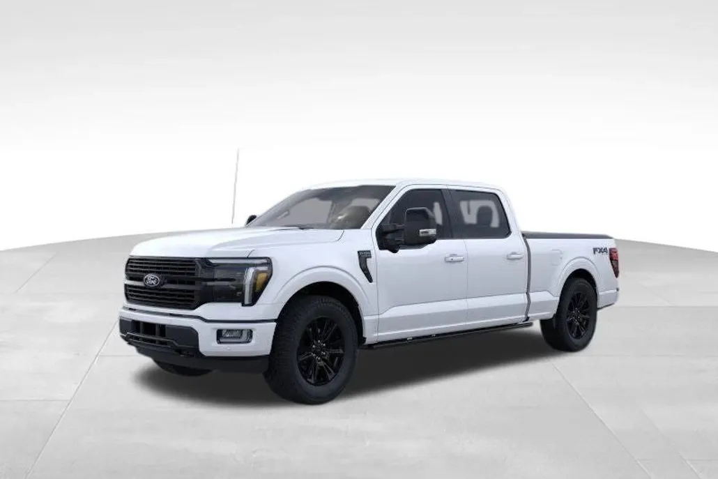 2025 Ford F-150 Platinum photo 1