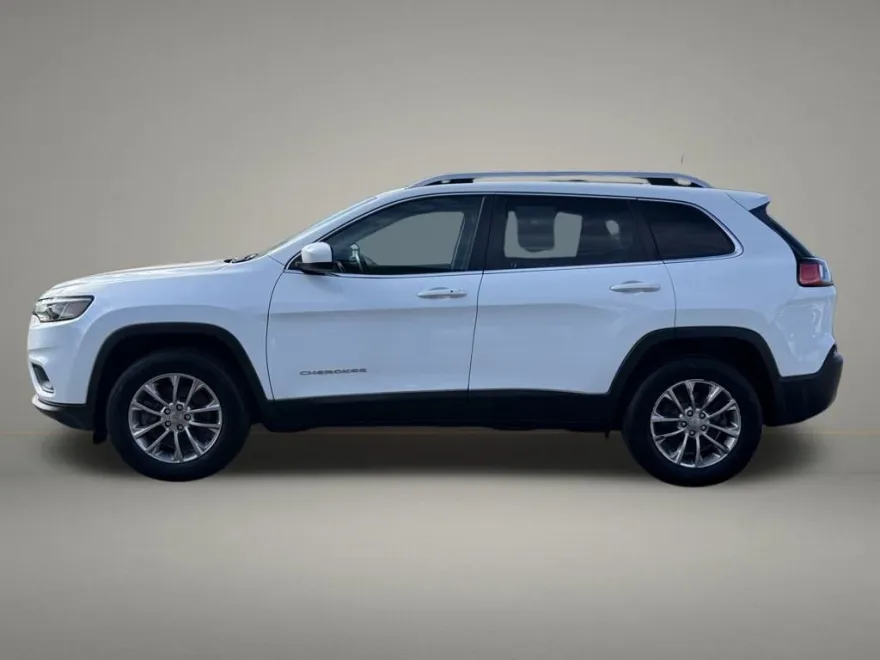 2019 Jeep Cherokee Latitude photo 1