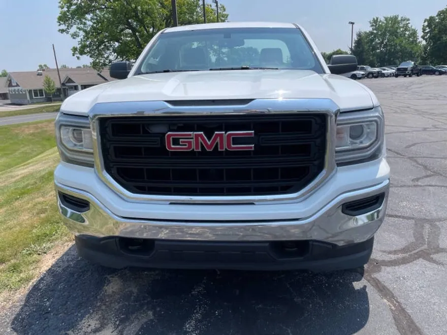 2017 Gmc Sierra 1500 Base photo 1