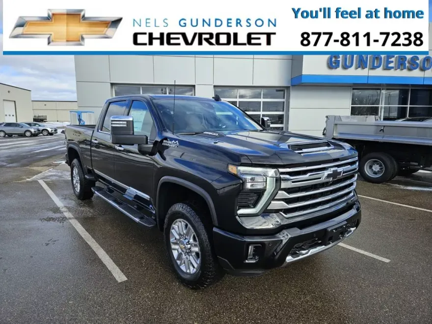 2025 Chevrolet Silverado 3500HD High Country photo 1