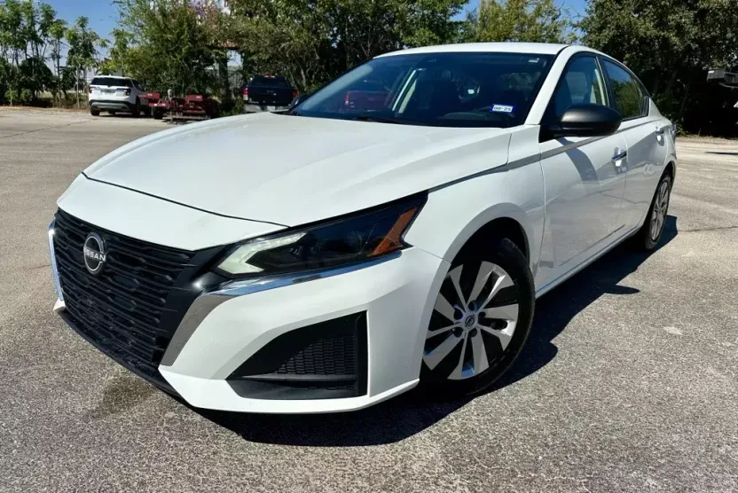 2024 Nissan Altima 2.5 S photo 1