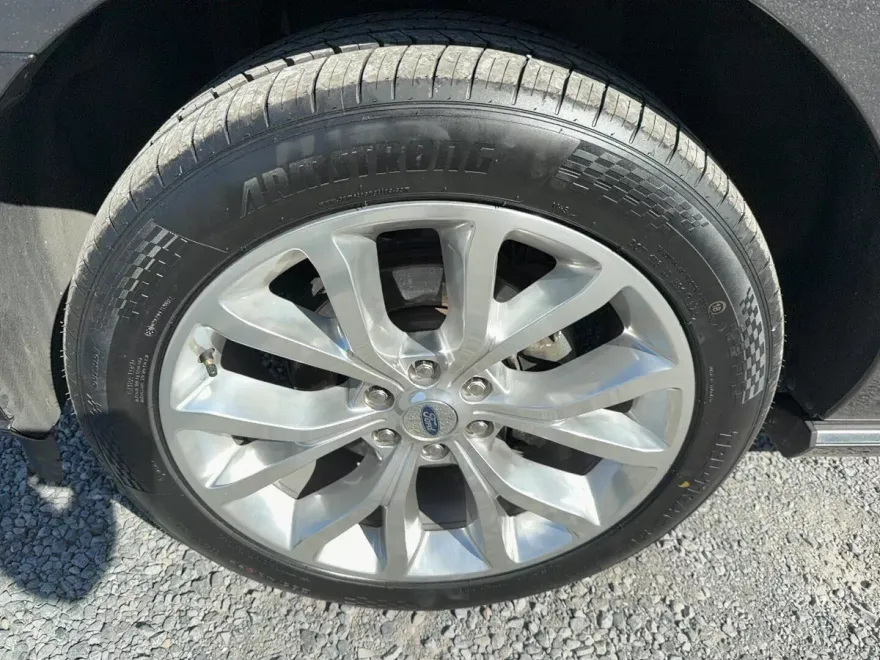 2018 Ford Expedition Platinum photo 1