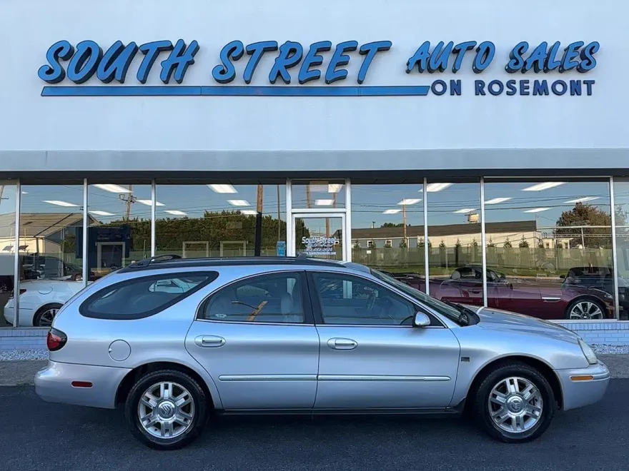 2005 Mercury Sable LS photo 1