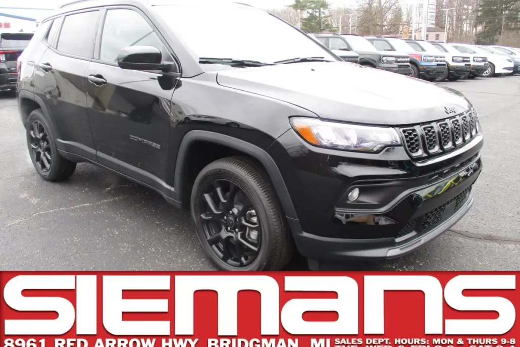 2025 Jeep Compass Latitude photo 1