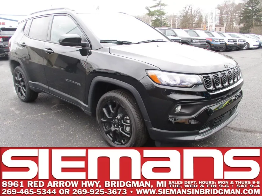 2025 Jeep Compass Latitude photo 1