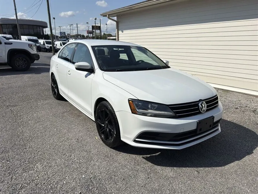2017 Volkswagen Jetta 1.4T S photo 1