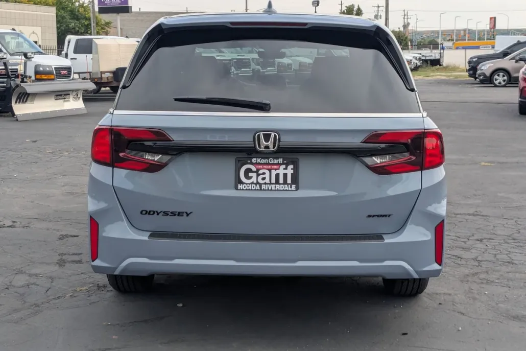 2026 Honda Odyssey Sport photo 1