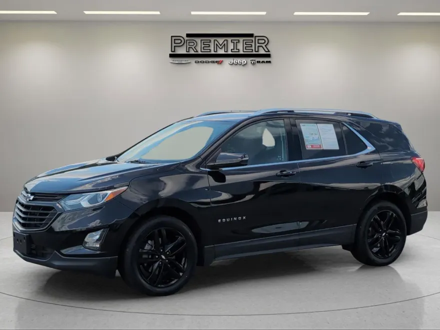 2020 Chevrolet Equinox LT photo 1