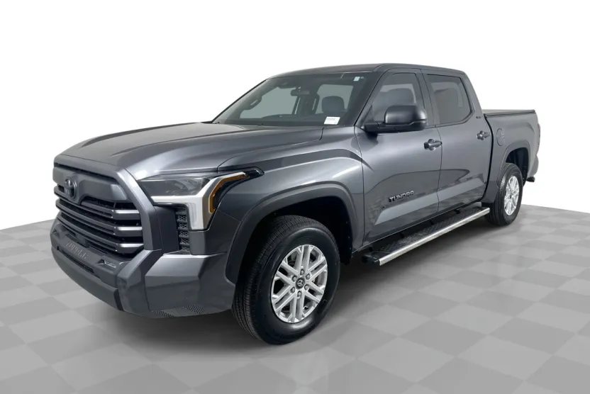 2025 Toyota Tundra SR5 photo 1