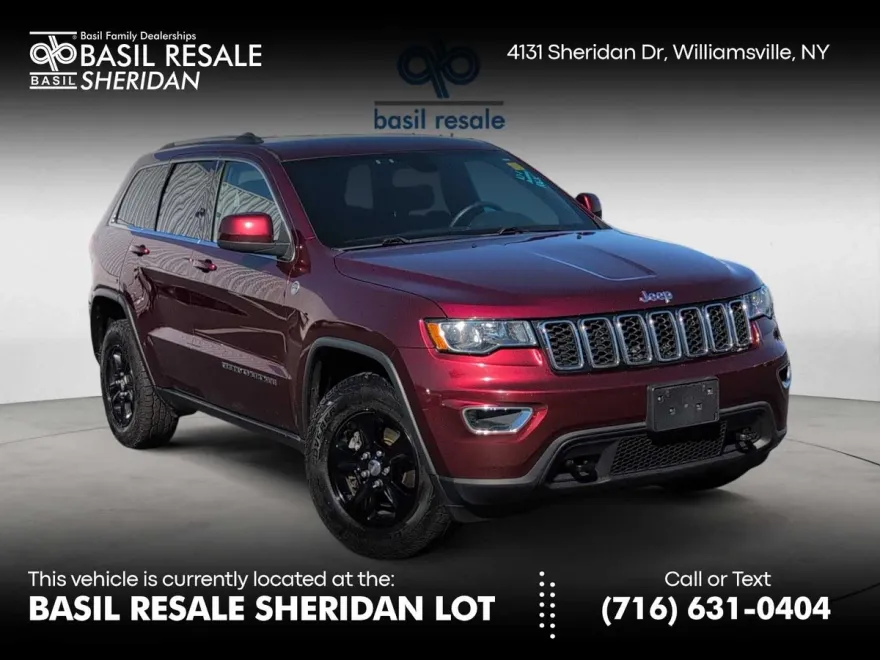 2017 Jeep Grand Cherokee Laredo photo 1