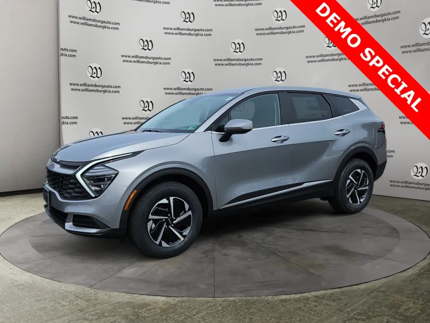 2025 Kia Sportage Hybrid LX photo 1