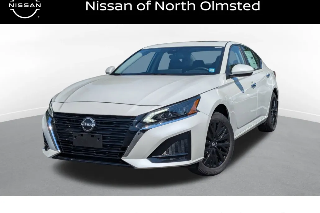 2025 Nissan Altima 2.5 SV photo 1