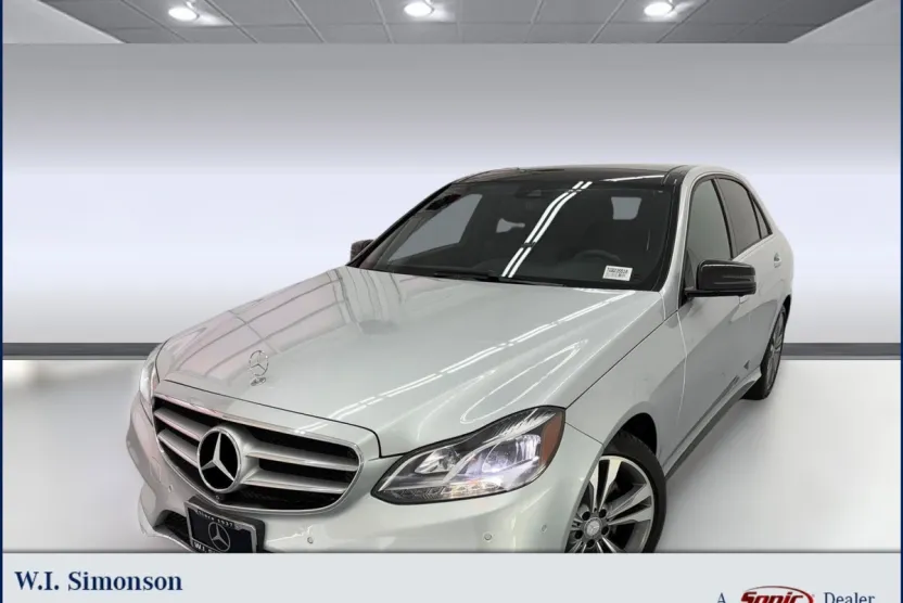 2016 Mercedes Benz E 350 Sport Sedan photo 1