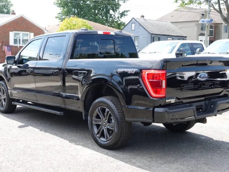 2022 Ford F-150 XLT photo 1