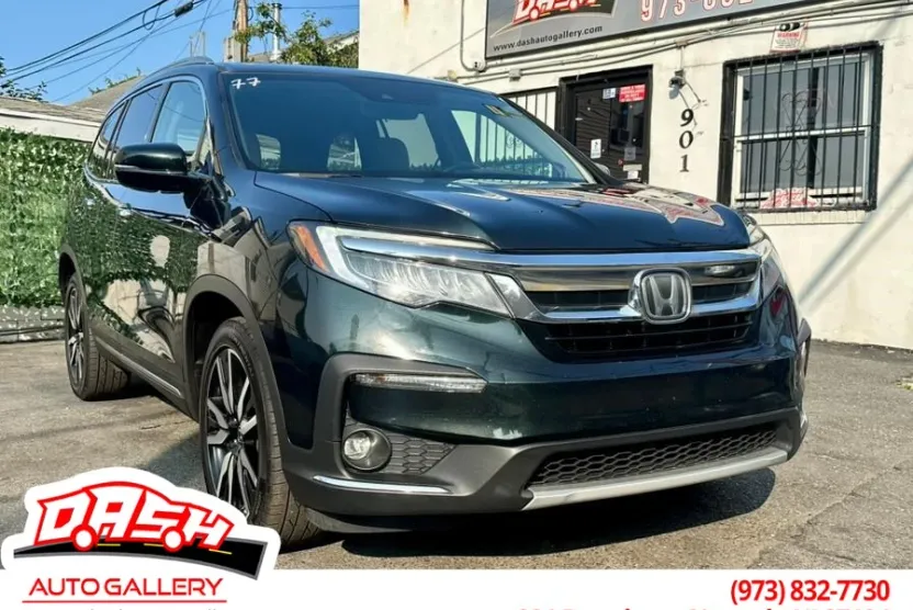 2020 Honda Pilot Touring photo 1