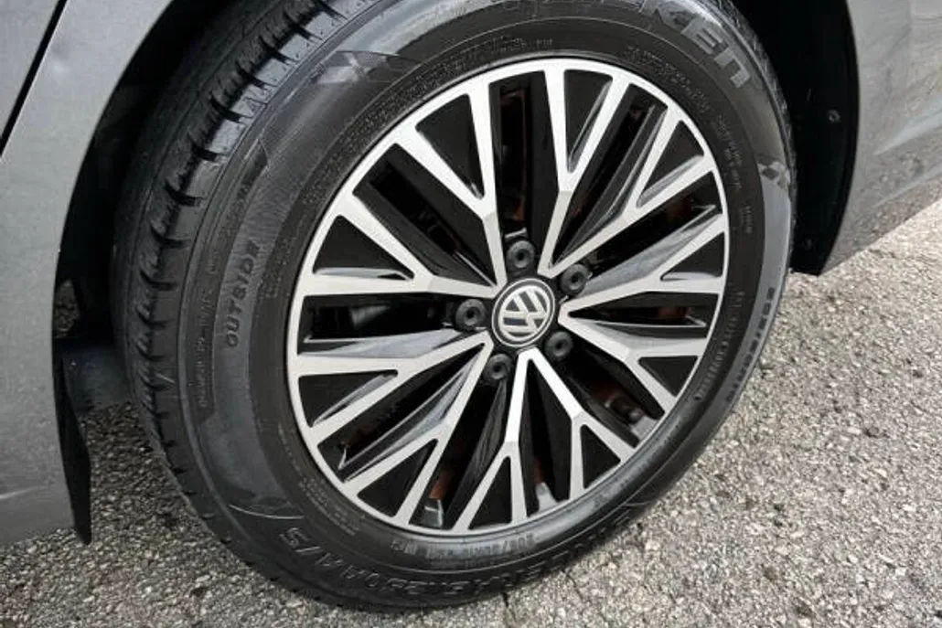 2021 Volkswagen Jetta S photo 1