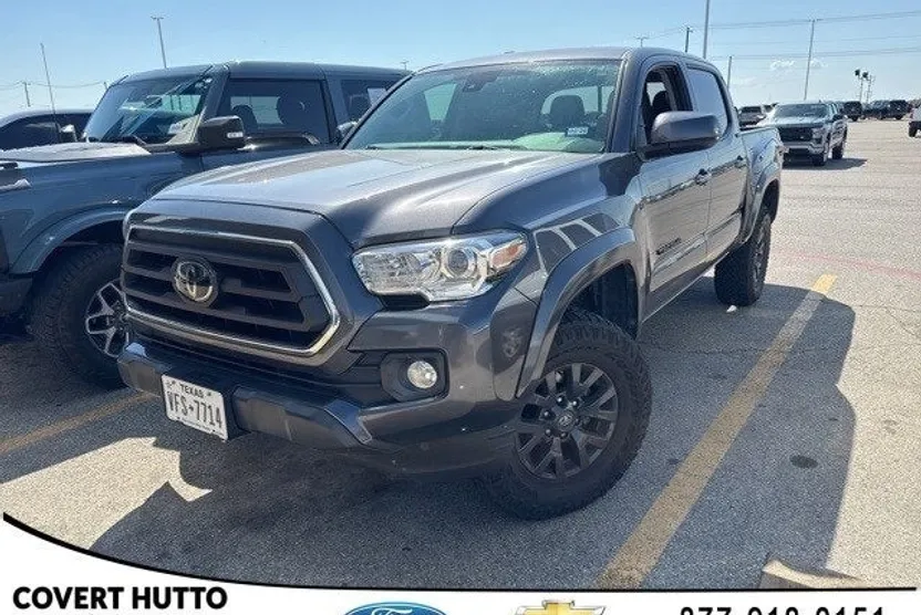 2022 Toyota Tacoma SR5 photo 1