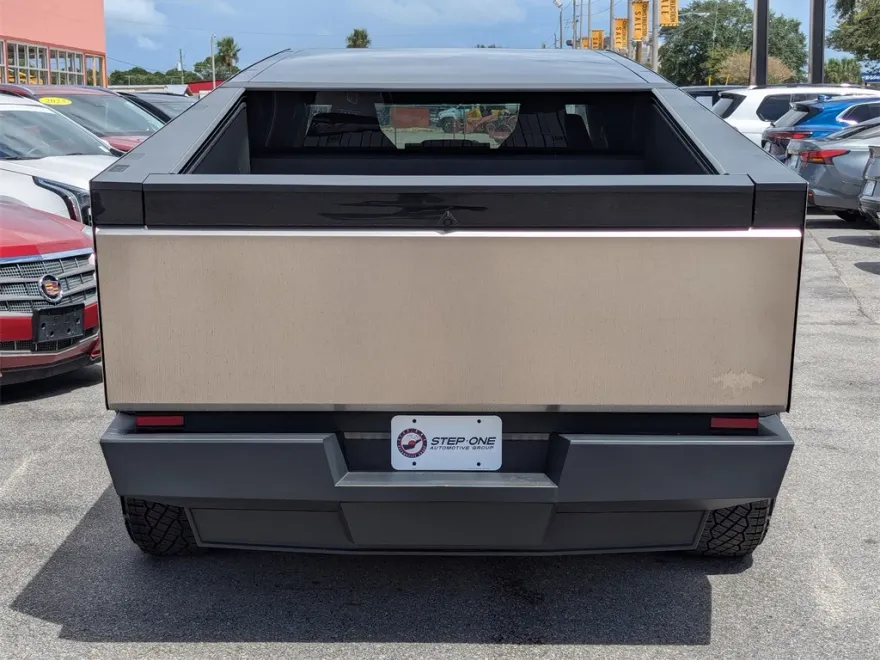 2024 Tesla Cybertruck Cyberbeast All-Wheel Drive photo 1