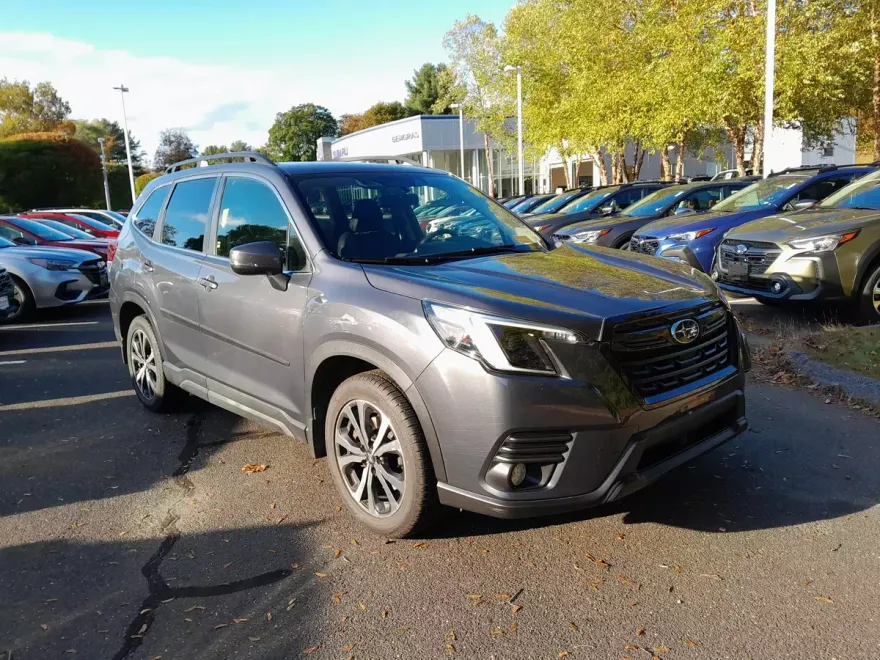 2022 Subaru Forester Limited photo 1
