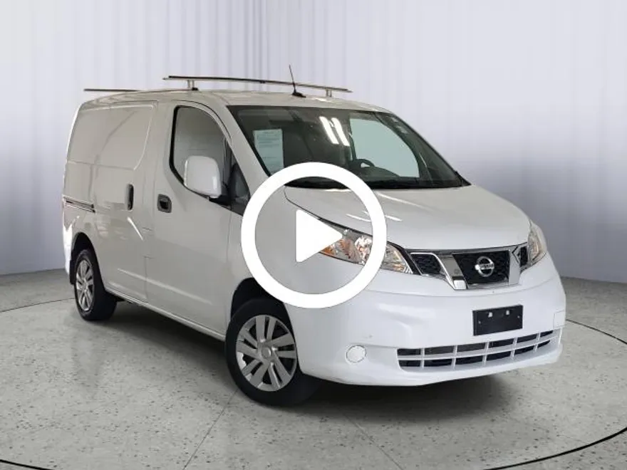 2020 Nissan NV200 SV photo 1
