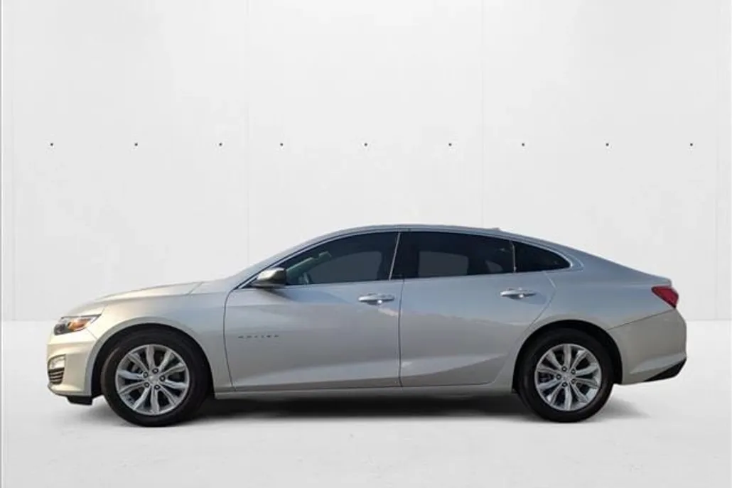 2019 Chevrolet Malibu 1LT photo 1