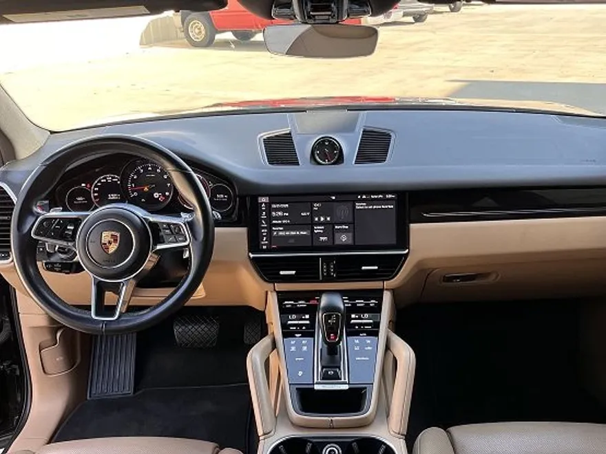 2019 Porsche Cayenne photo 1