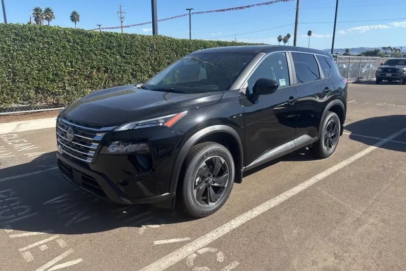 2026 Nissan Rogue SV photo 1