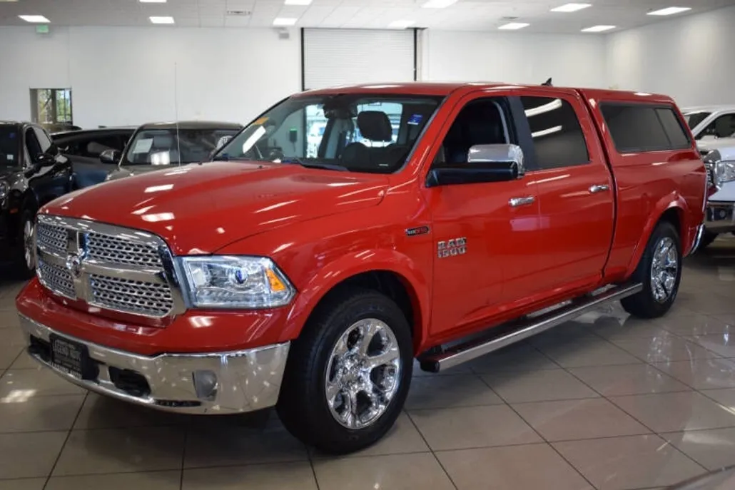 2016 Ram 1500 Laramie photo 1