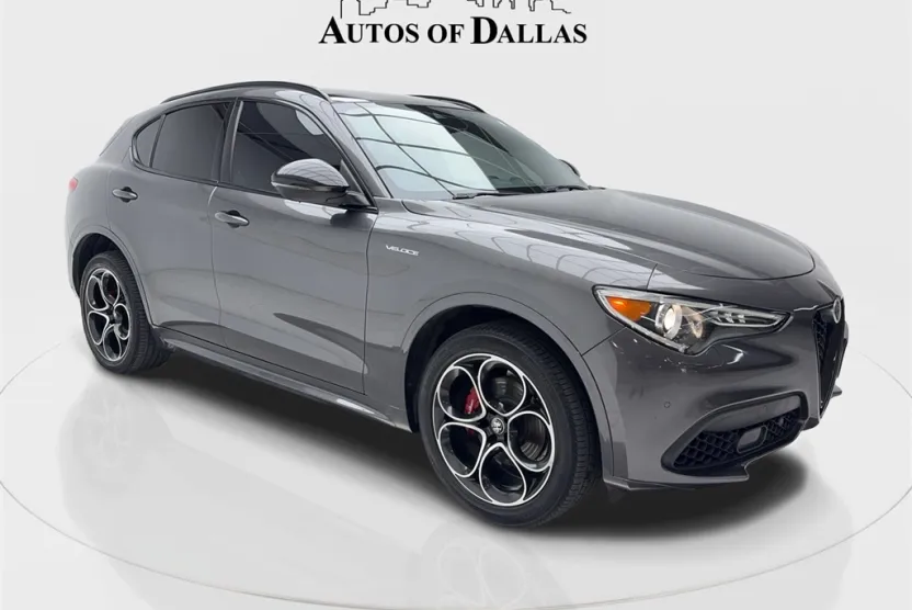 2022 Alfa Romeo Stelvio Ti Sport photo 1