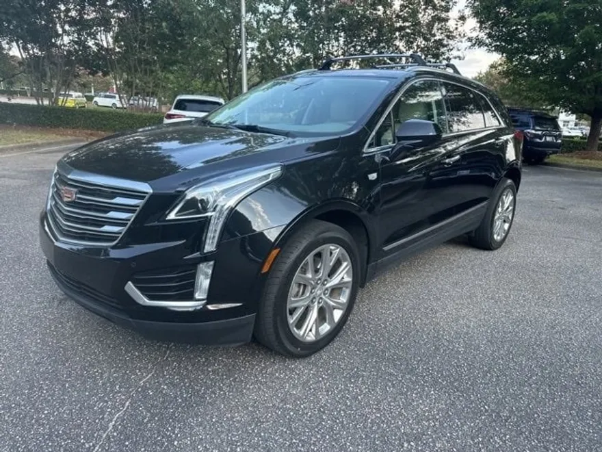 2018 Cadillac XT5 Luxury photo 1