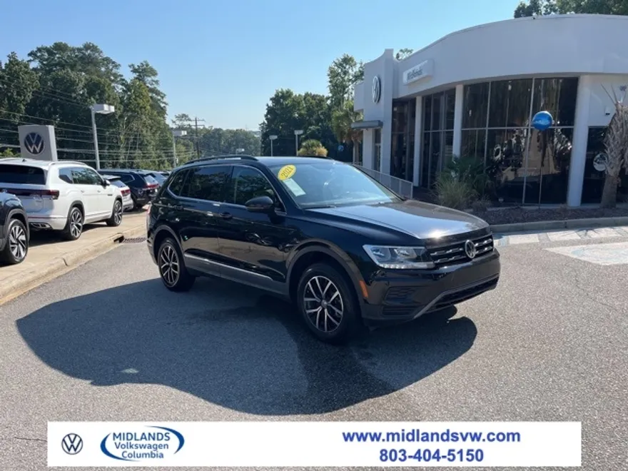 2021 Volkswagen Tiguan R-Line Black SEL photo 1