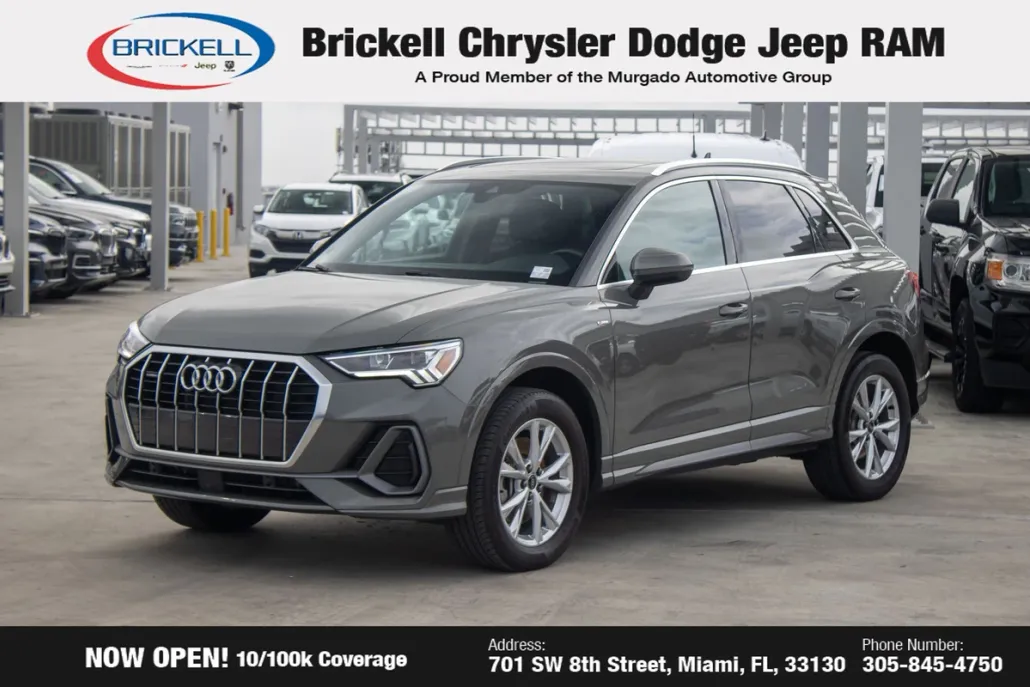 2024 Audi Q3 S line Premium photo 1