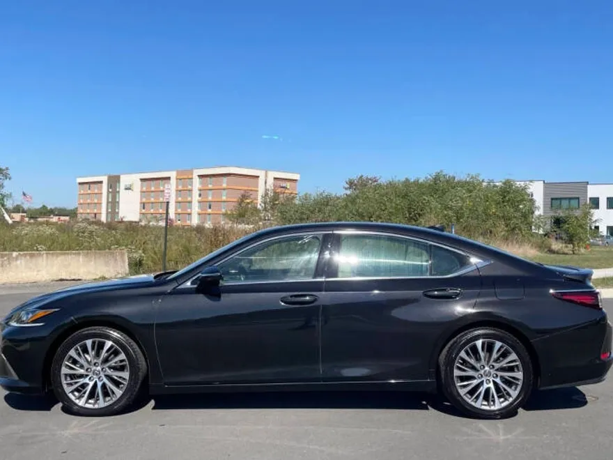 2021 Lexus ES 350 Base photo 1