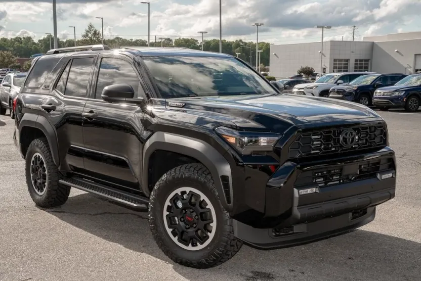2025 Toyota 4Runner TRD Off-Road Premium photo 1