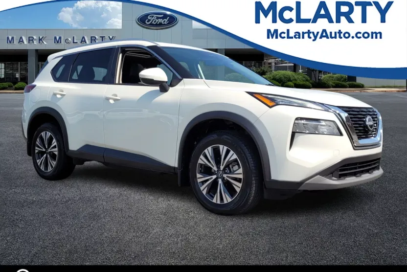 2022 Nissan Rogue SV photo 1