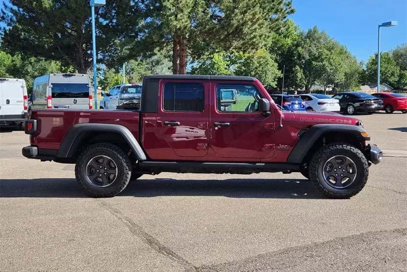 2021 Jeep Gladiator Rubicon photo 1
