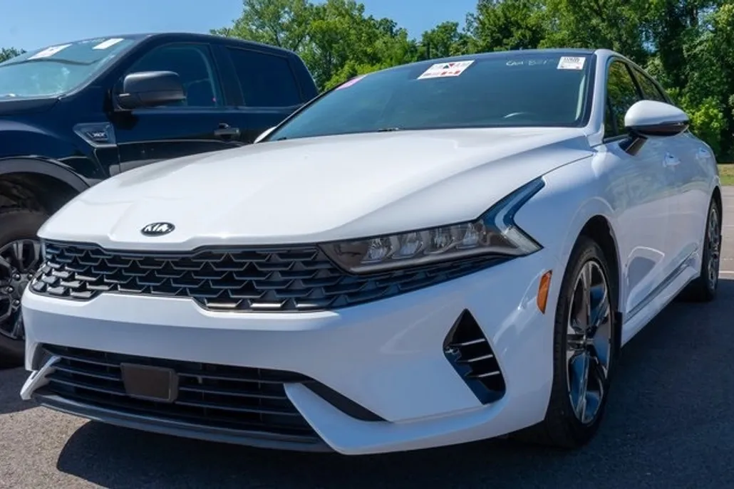 2021 Kia K5 EX photo 1