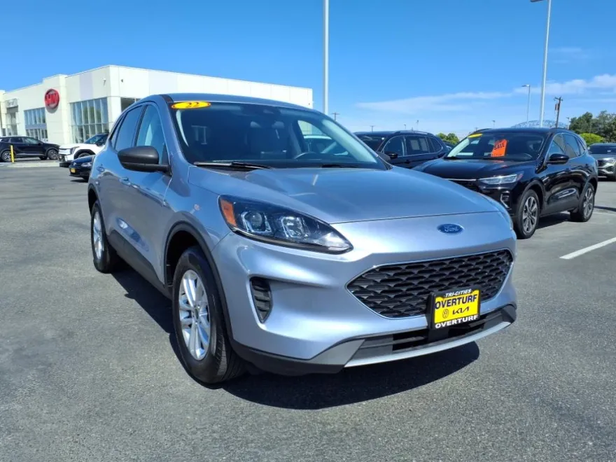 2022 Ford Escape SE photo 1