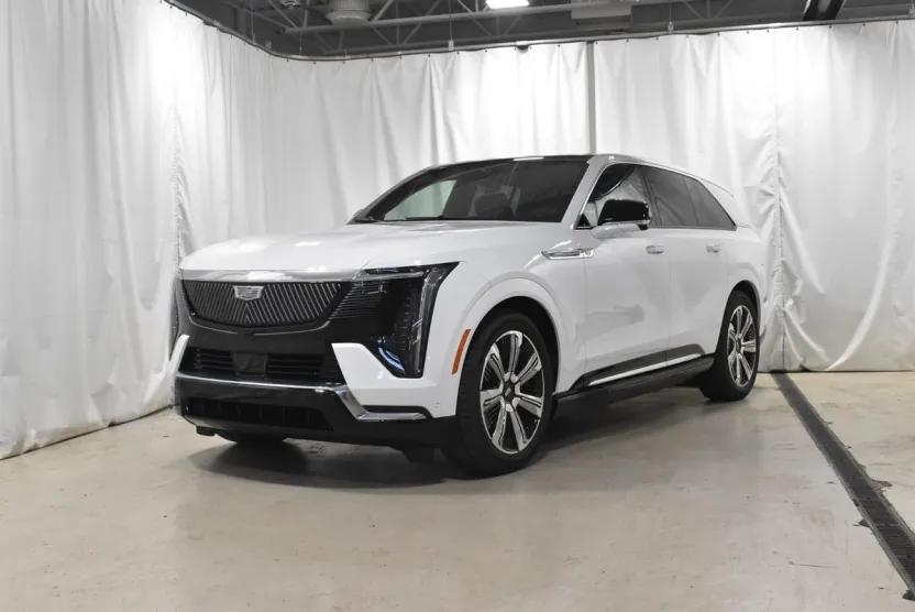 2025 Cadillac Escalade IQ photo 1