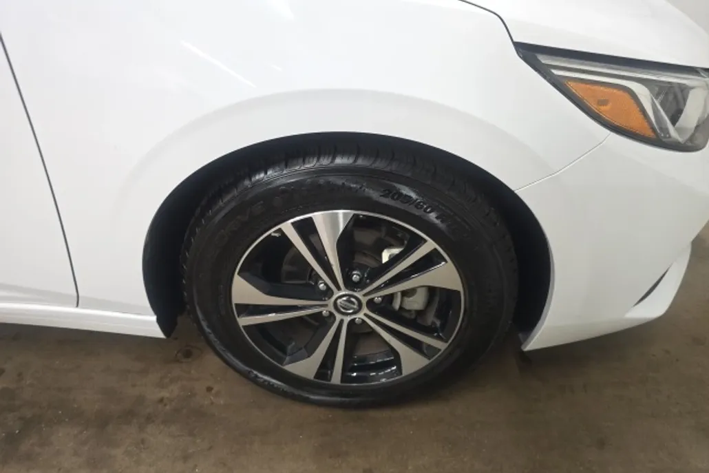 2022 Nissan Sentra SV photo 1