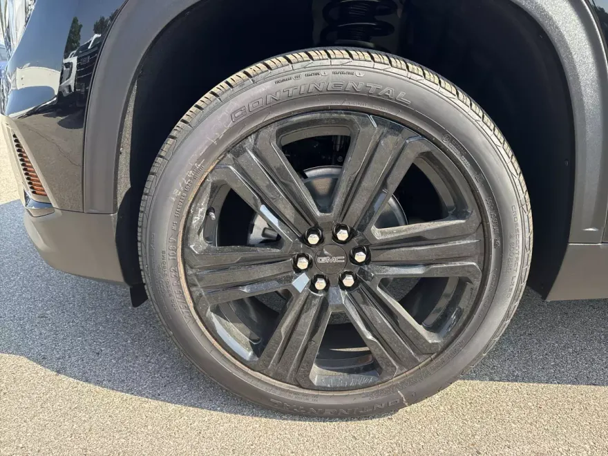 2026 Gmc Acadia Elevation photo 1