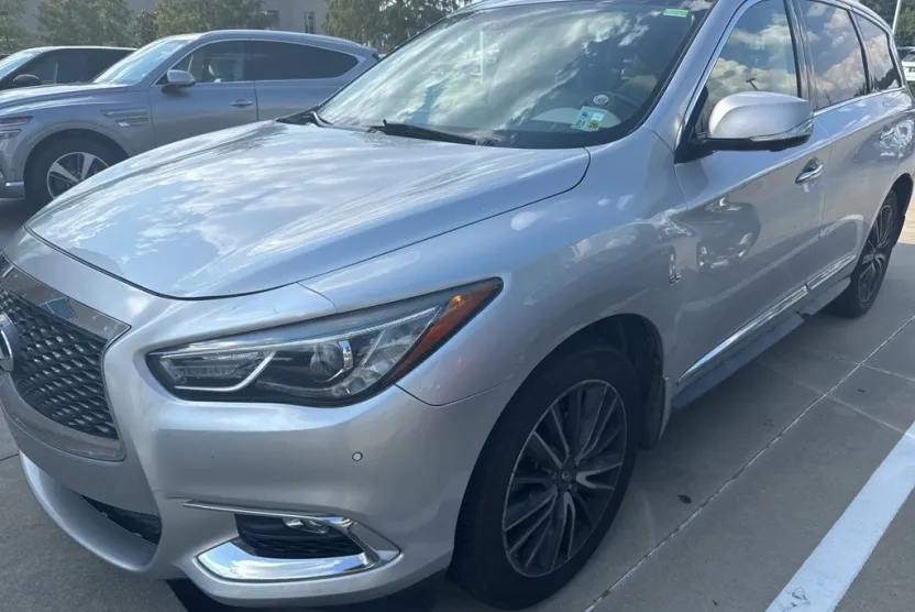 2018 Infiniti QX60 Base photo 1