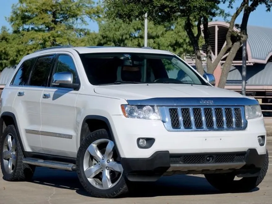 2012 Jeep Grand Cherokee Overland photo 1