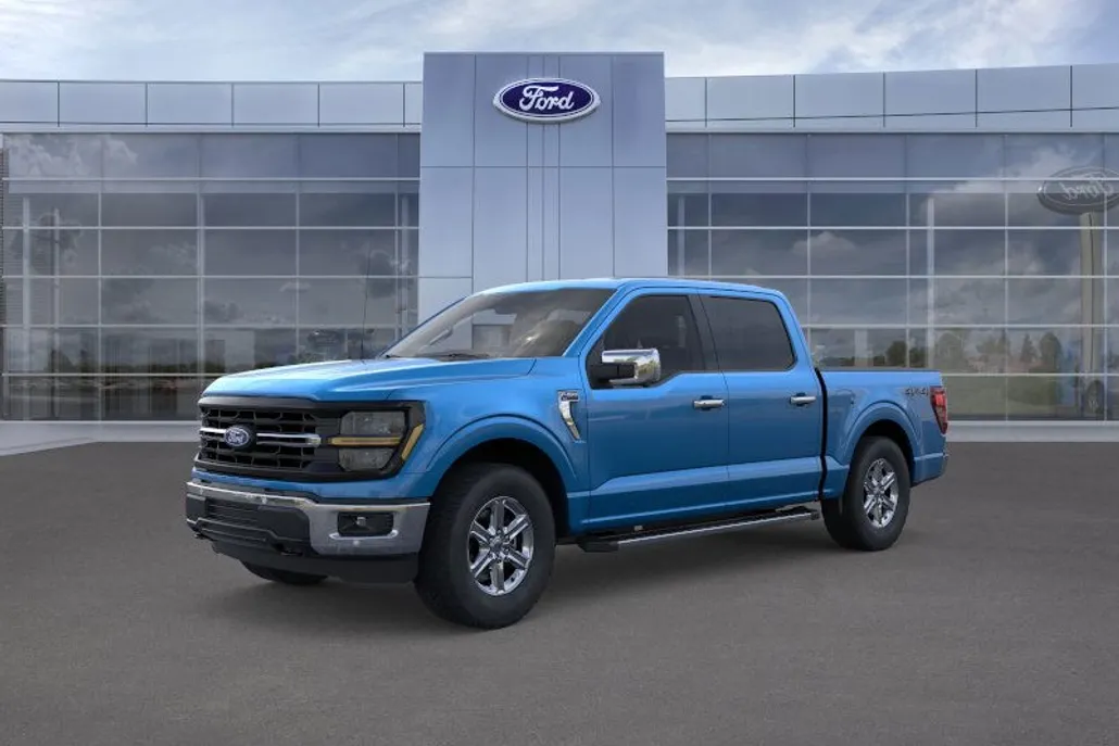 2025 Ford F-150 XLT photo 1