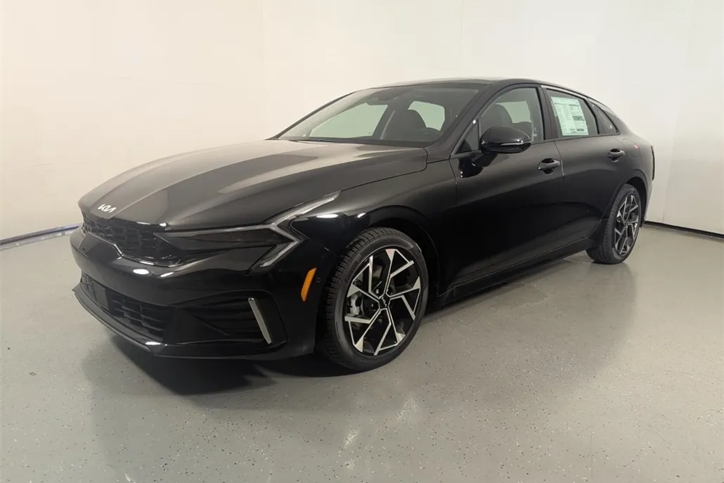 2025 Kia K5 EX photo 1