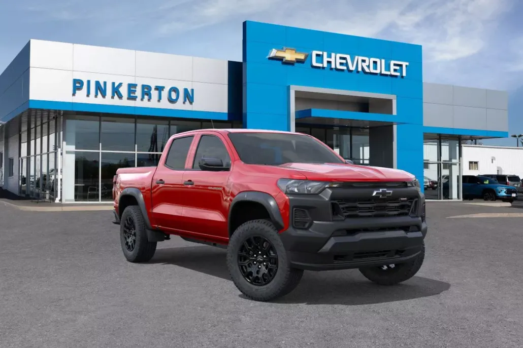 2026 Chevrolet Colorado Trail Boss photo 1
